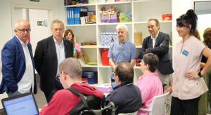 O conselleiro de Sanidade, António Gómez Caamaño, destaca na súa visita a Sarela a importancia de desenvolver o Proceso Asistencial Integrado do dano cerebral adquirido